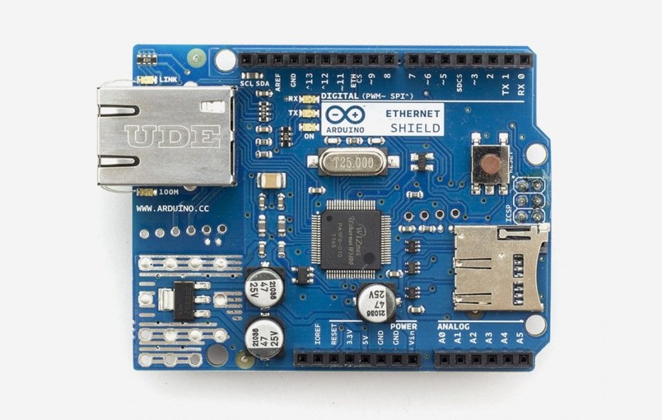Photo of the Arduino Ethernet Shield (original)