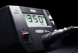 Close-up of the Weller WE1010 Black Edition display reading 350 degrees C beside the 80 years logo